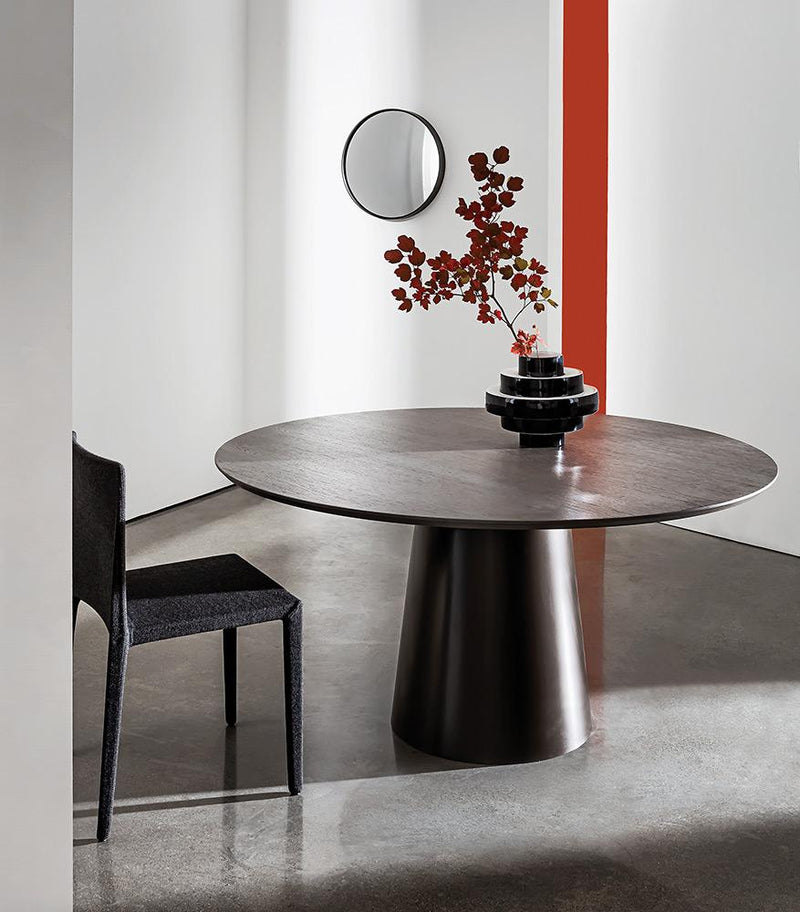 SOVET TOTEM TABLE